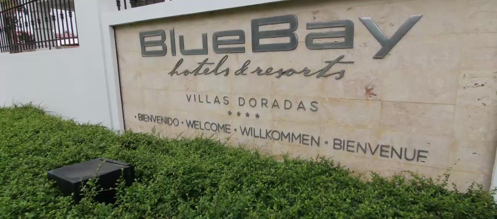 BlueBay Villas Doradas